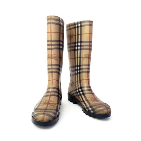 gumboots burberry